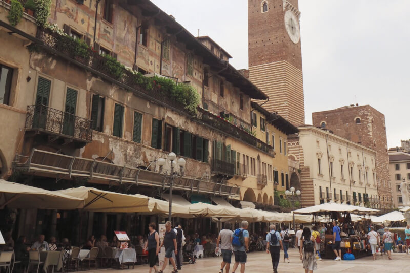 image of Piazza del Erbe - things to do in Verona