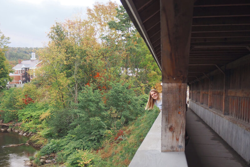 image of pedestrian covered bridge in Vermont 