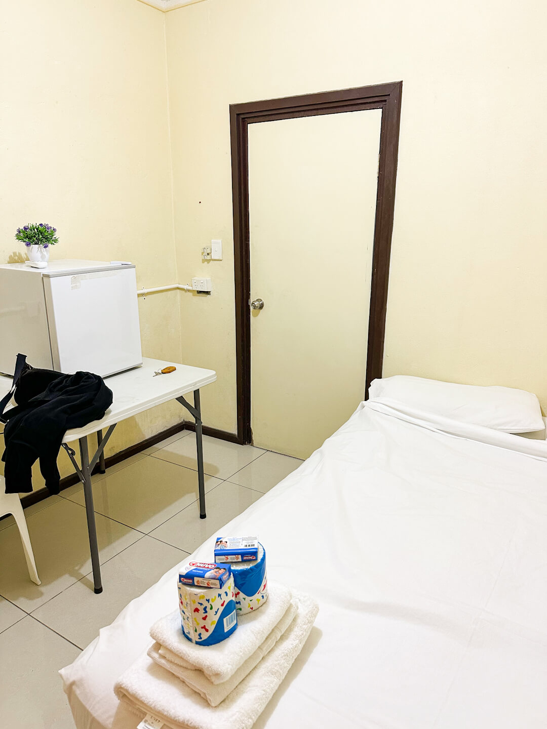 image of a hotel room in Betio Lodge, Kiribati