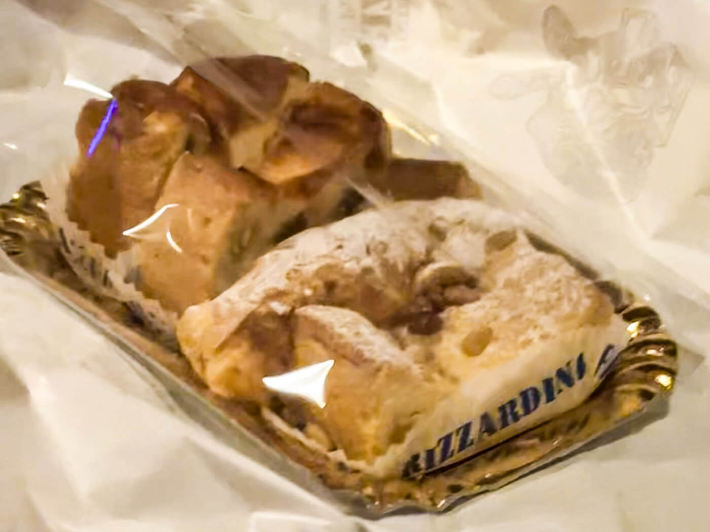 Traditional Venetian pastries from Pasticceria Rizzardini, one of the oldest bakeries in Venice and a must-visit for where to eat in Venice on a budget.